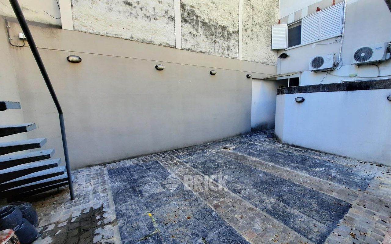 ROJAS al 600 Piso PB 24