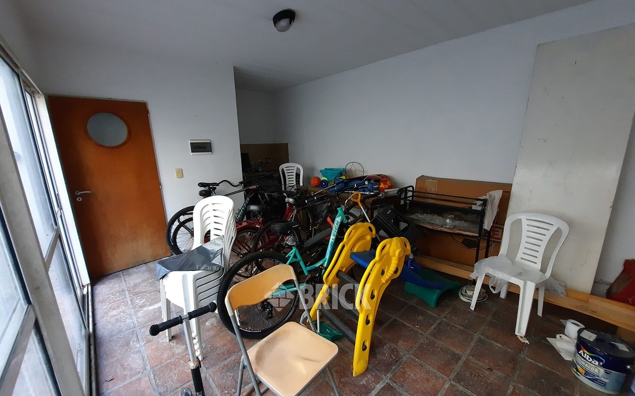 ROJAS al 600 Piso PB 25