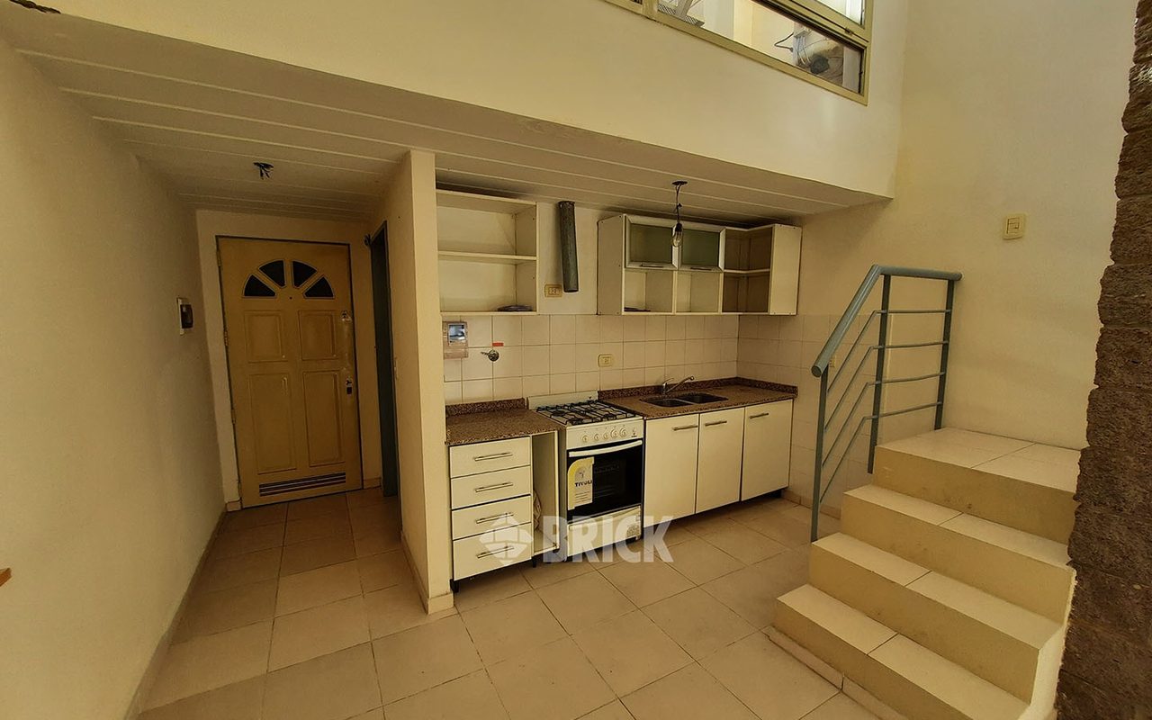 ROJAS al 600 Piso PB 3