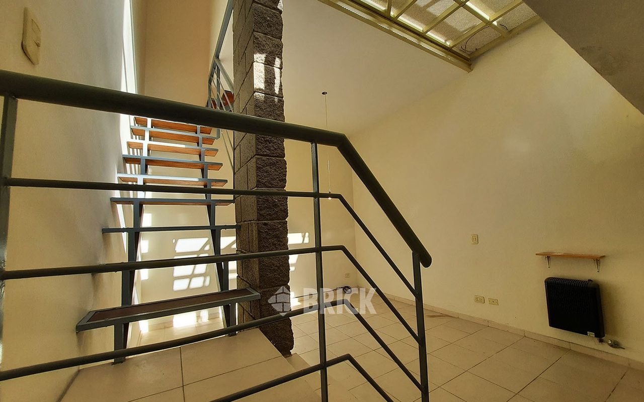 ROJAS al 600 Piso PB 8