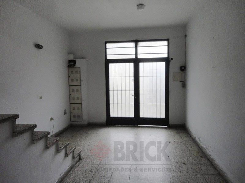 MATIENZO, BENJAMIN al 3100 Piso 1 25