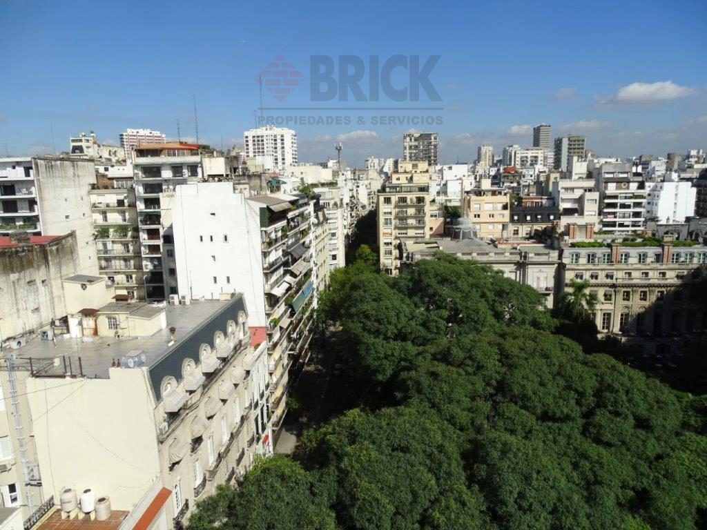 POSADAS al 1300 Piso 15 12