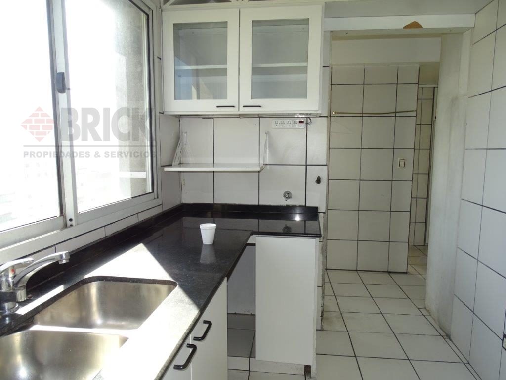 POSADAS al 1300 Piso 15 14