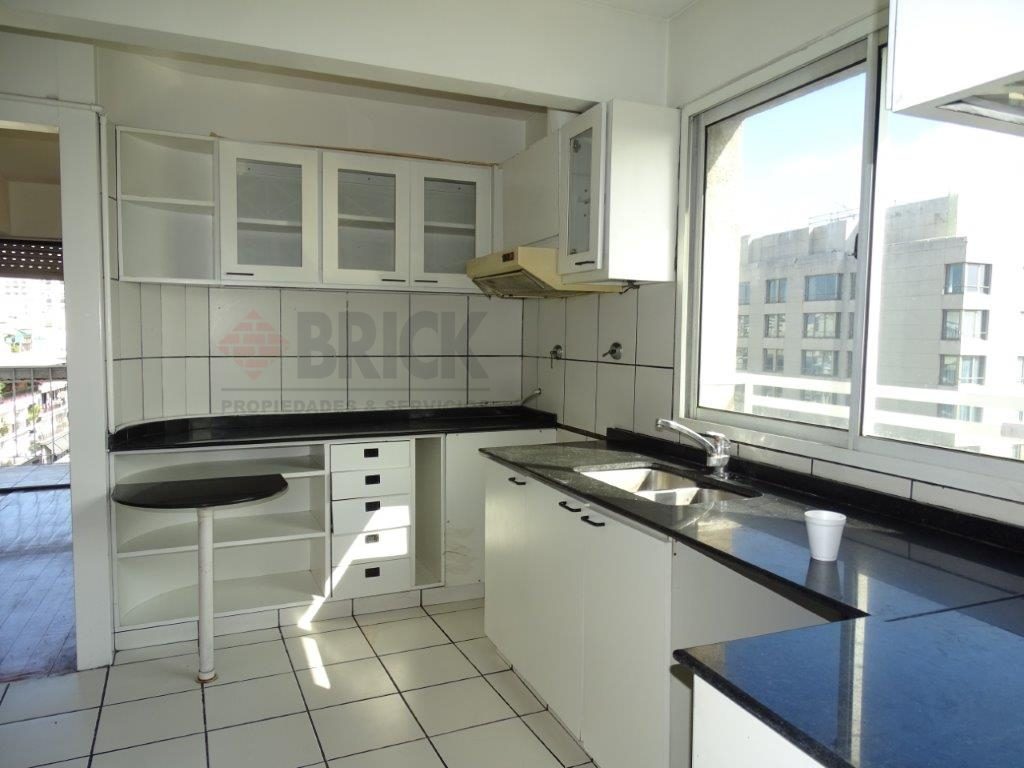 POSADAS al 1300 Piso 15 15