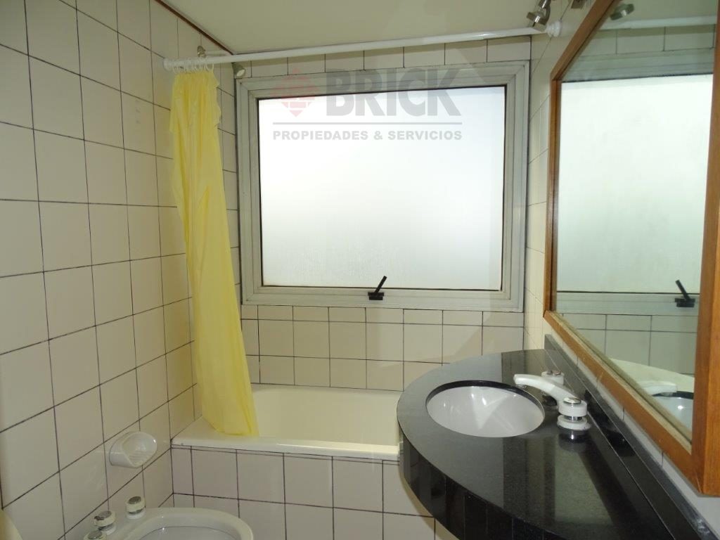 POSADAS al 1300 Piso 15 22