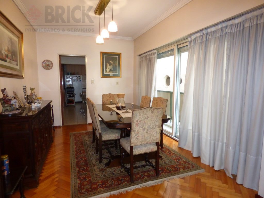 SANCHEZ DE BUSTAMANTE al 2300 Piso 6 8