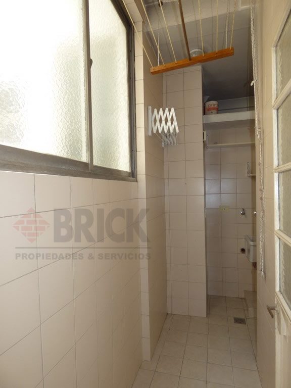 GUTIERREZ, JUAN MARIA al 2500 27