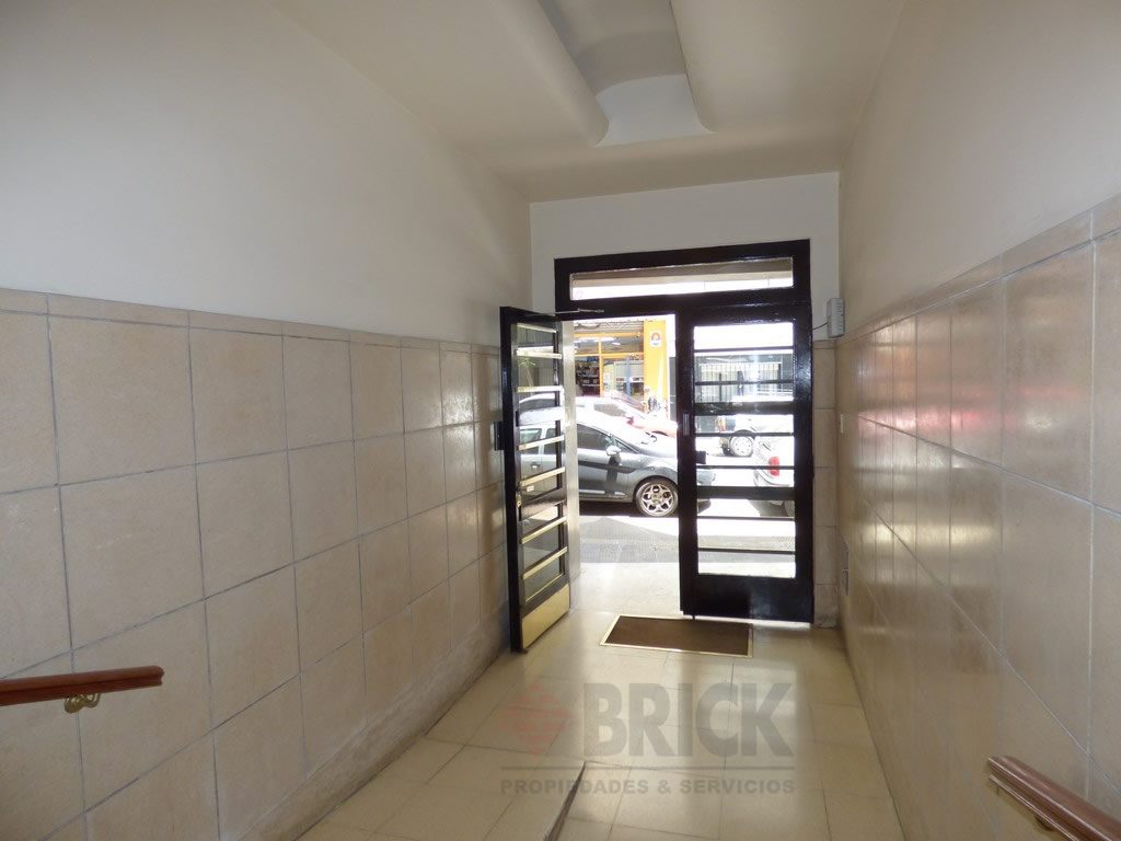 GUTIERREZ, JUAN MARIA al 2500 34