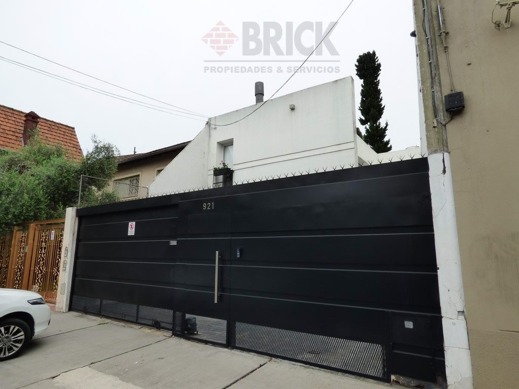 MARTINEZ, ENRIQUE al 900 1