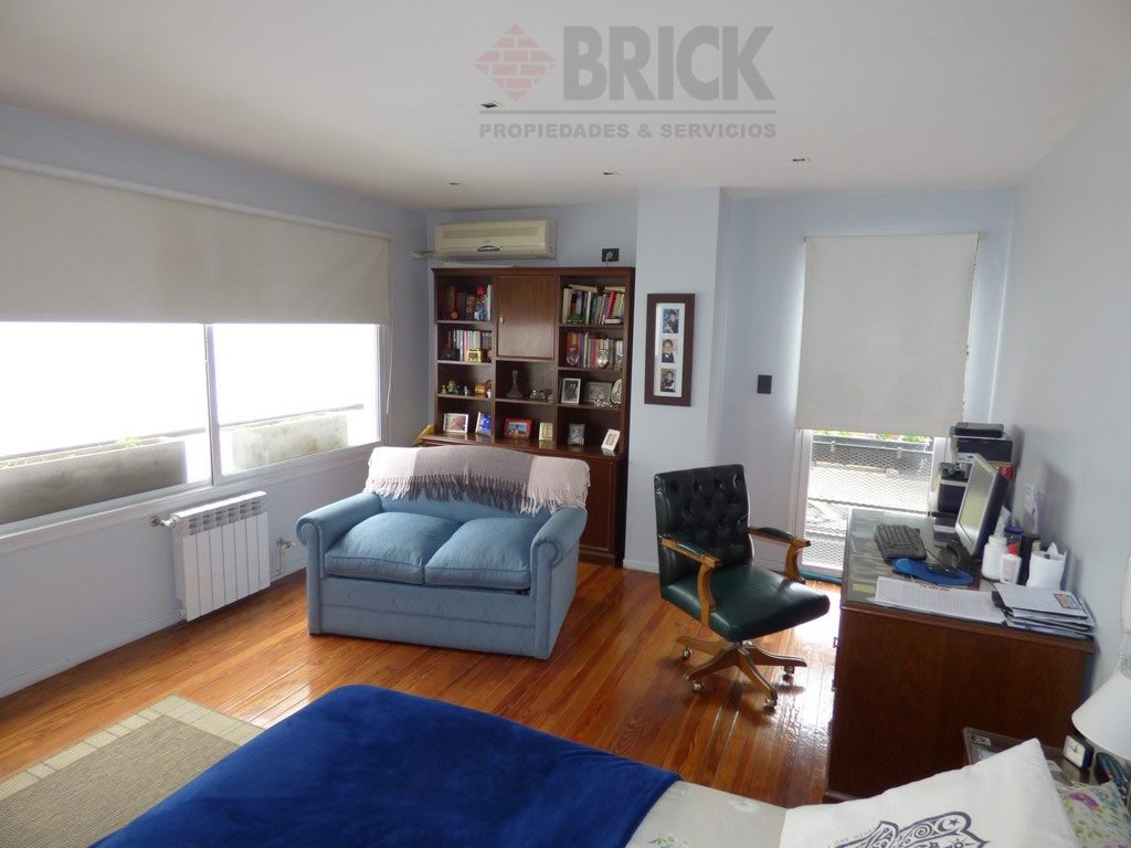 MARTINEZ, ENRIQUE al 900 37