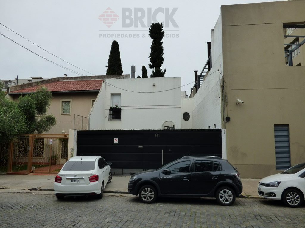 MARTINEZ, ENRIQUE al 900 57