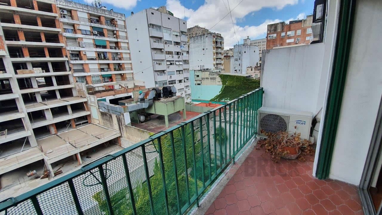 AZCUENAGA al 1000 Piso 7 9