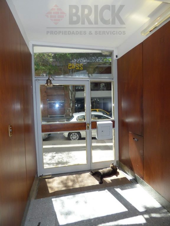 AUSTRIA al 2200 Piso PB 17