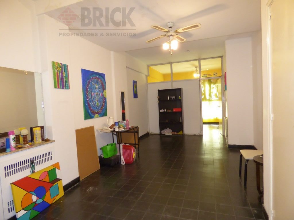 AUSTRIA al 2200 Piso PB 3