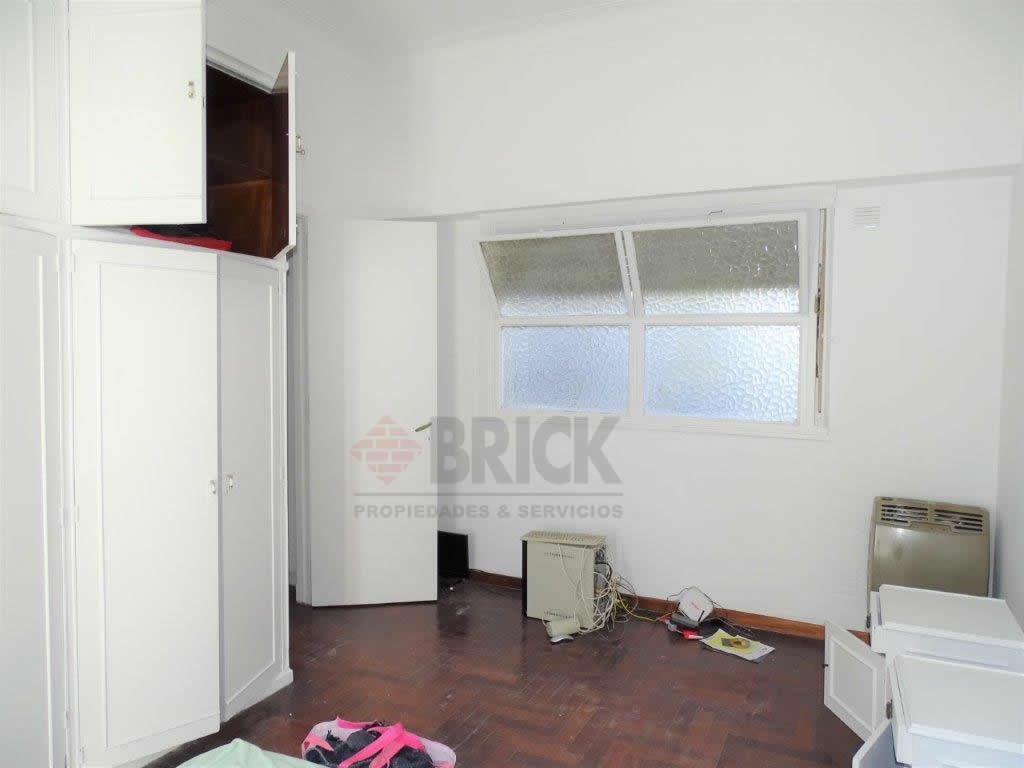 ALVAREZ THOMAS, AVDA. al 900 Piso 1 11