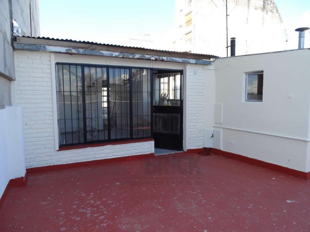 ALVAREZ THOMAS, AVDA. al 900 Piso 1 22