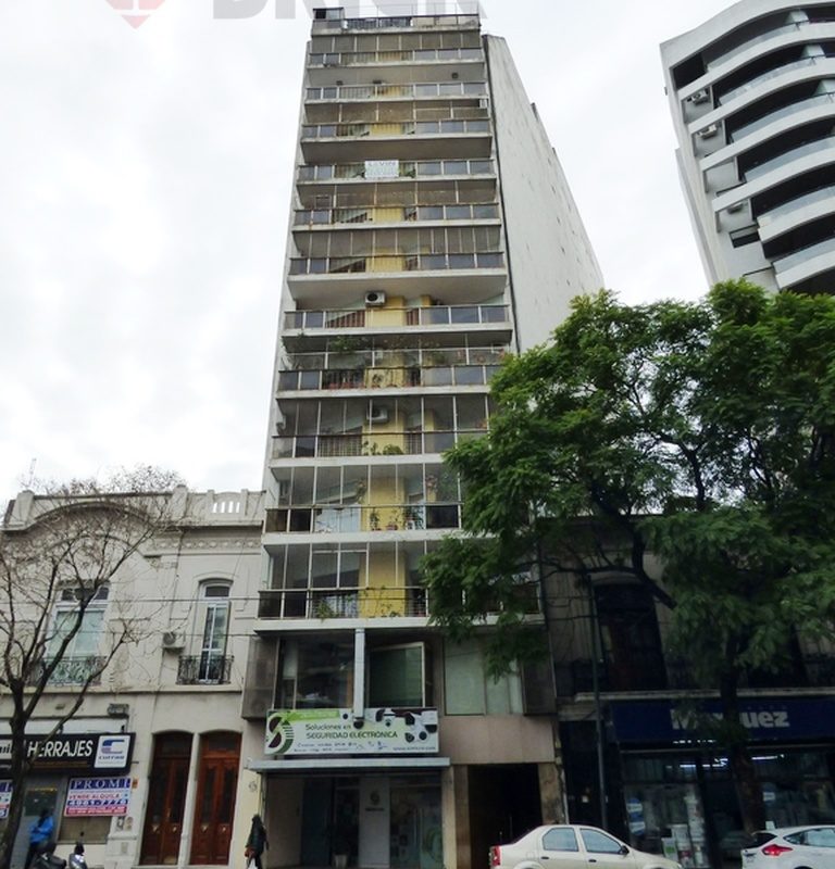 CORRIENTES, AV. al 4900 Piso 13 1