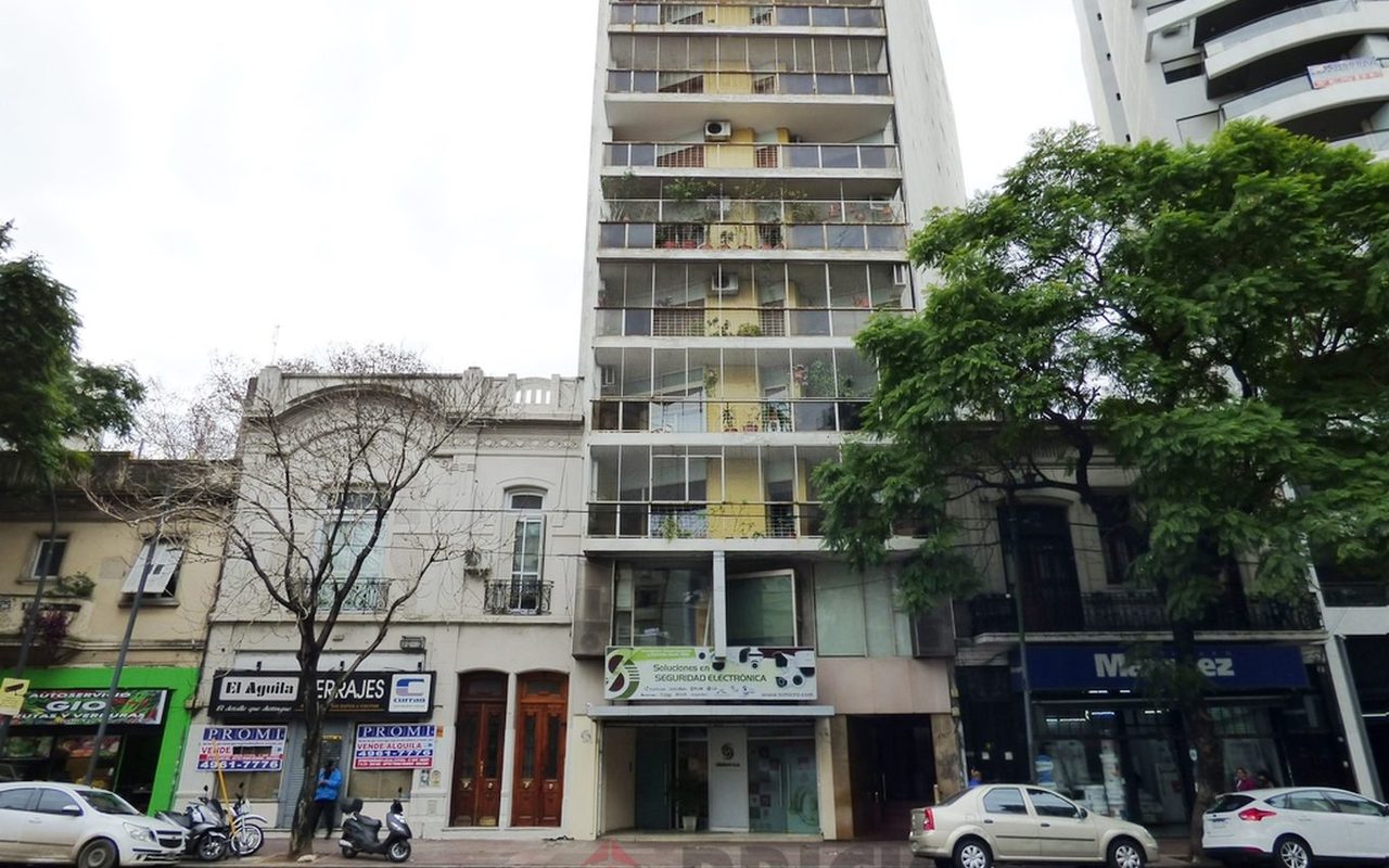 CORRIENTES, AV. al 4900 Piso 13 26