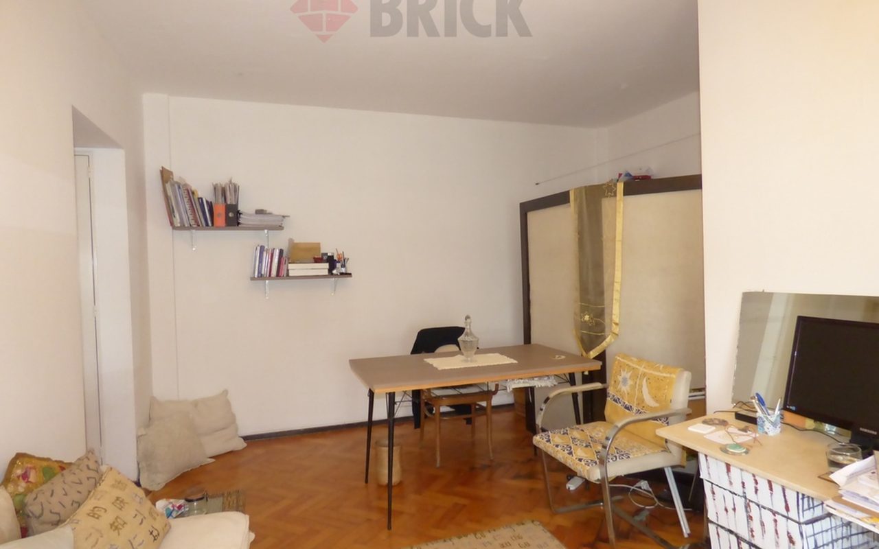 CORRIENTES, AV. al 4900 Piso 13 6