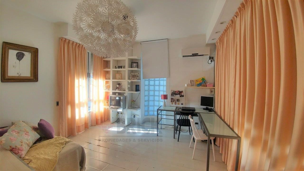 ECHEVERRIA al 4100 24