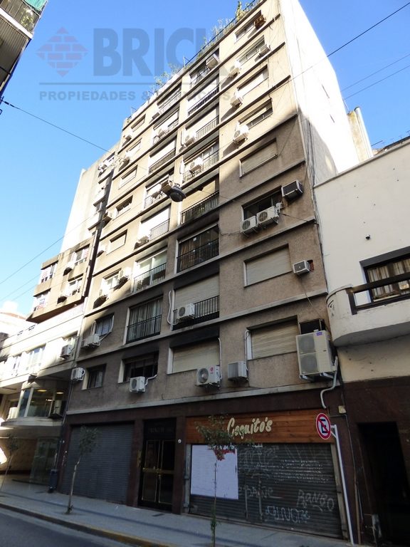 PARAGUAY al 800 Piso 2 23