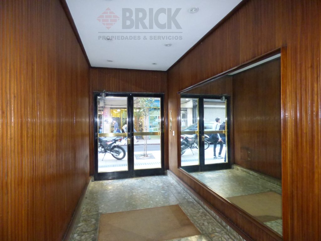 PARAGUAY al 800 Piso 2 21