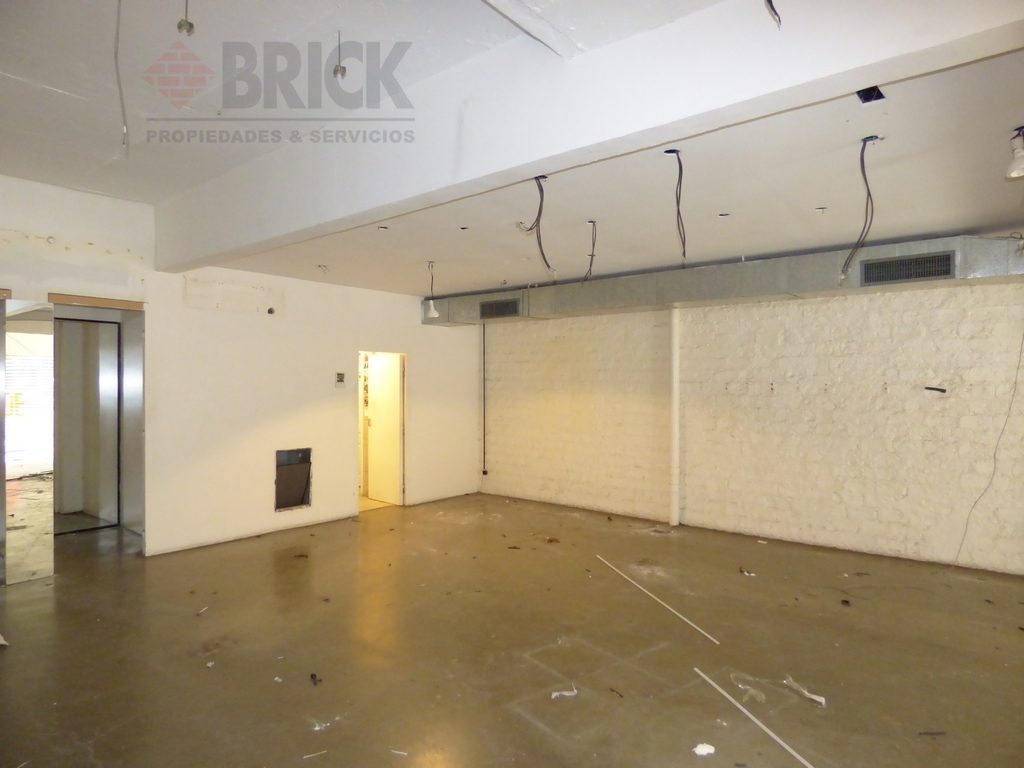 GURRUCHAGA al 1600 8