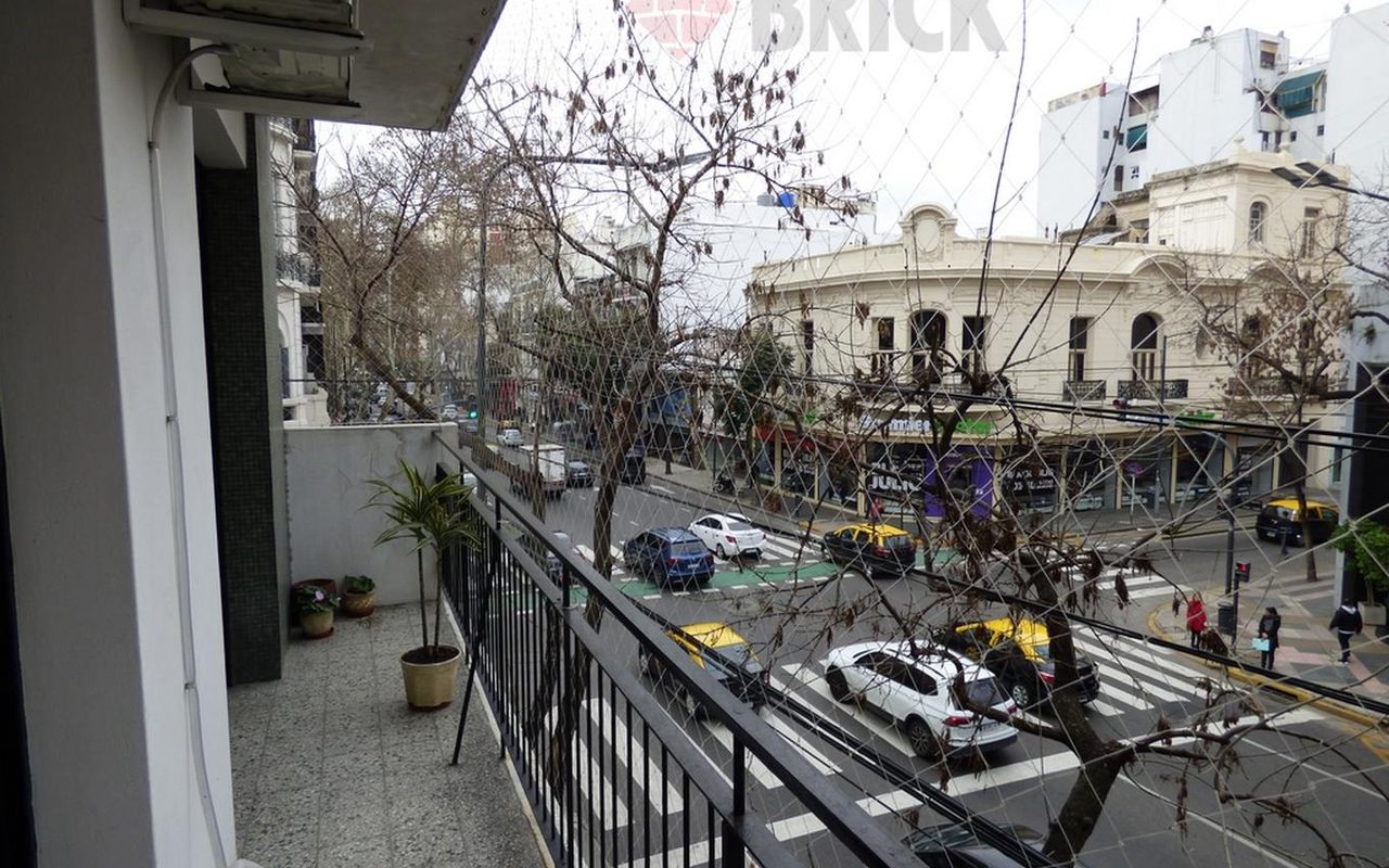 BELGRANO, AVDA. al 2100 10