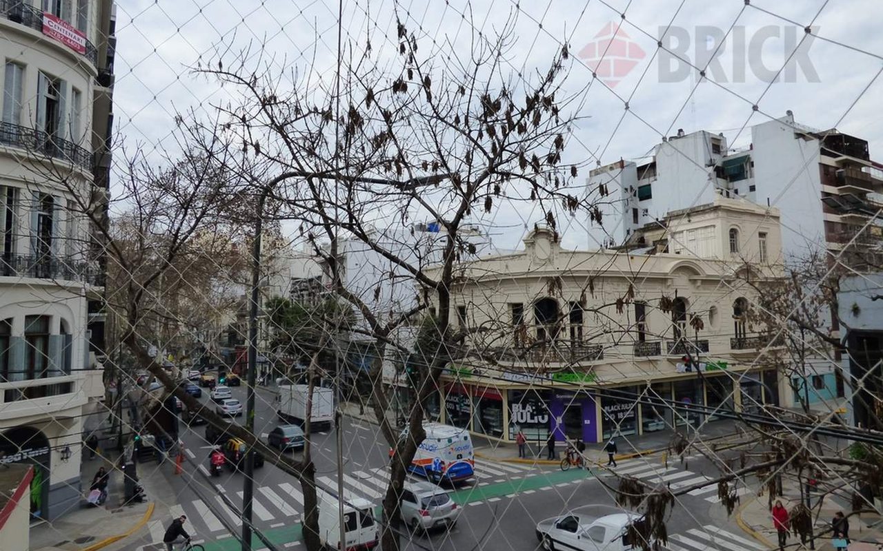 BELGRANO, AVDA. al 2100 11