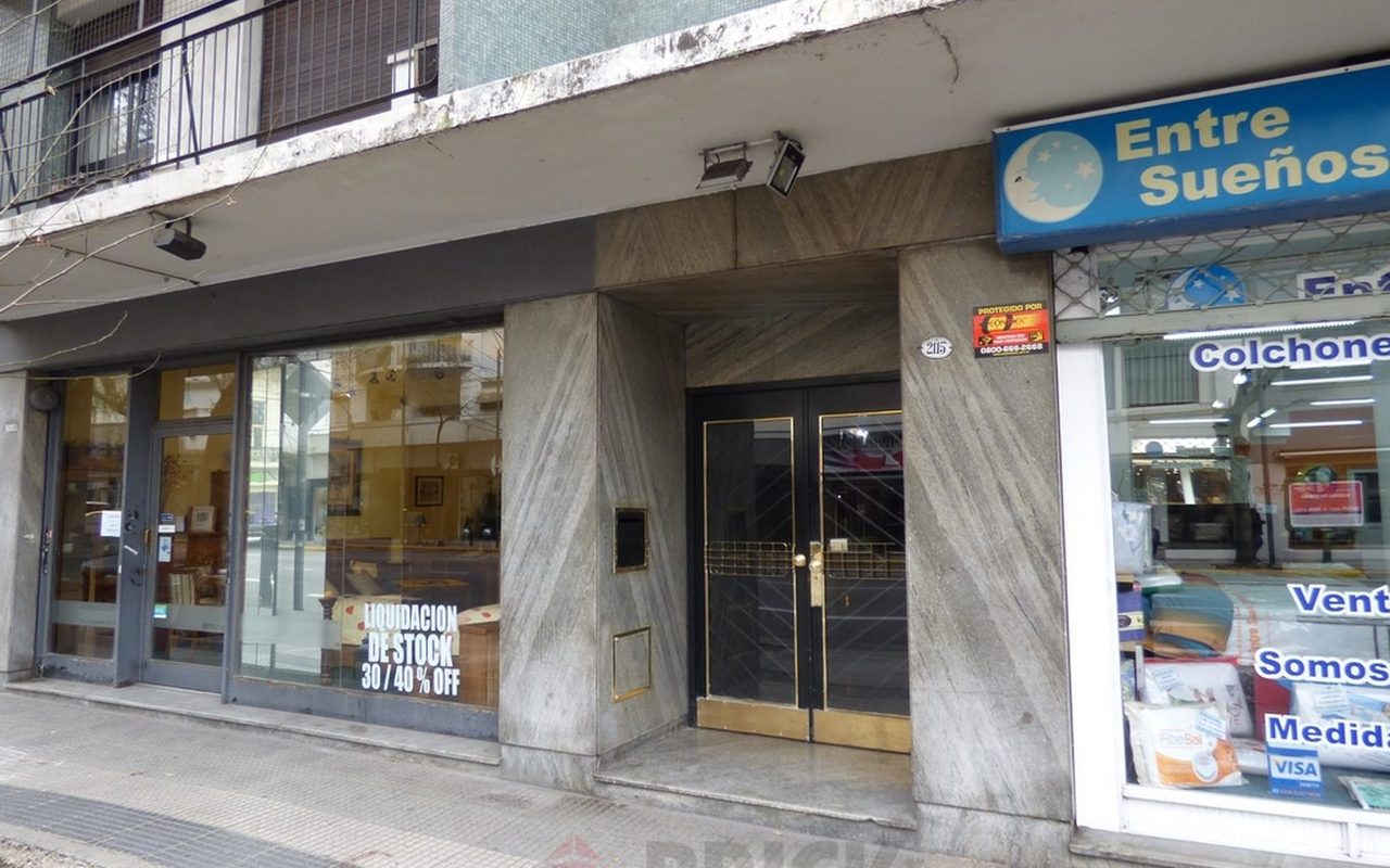 BELGRANO, AVDA. al 2100 53