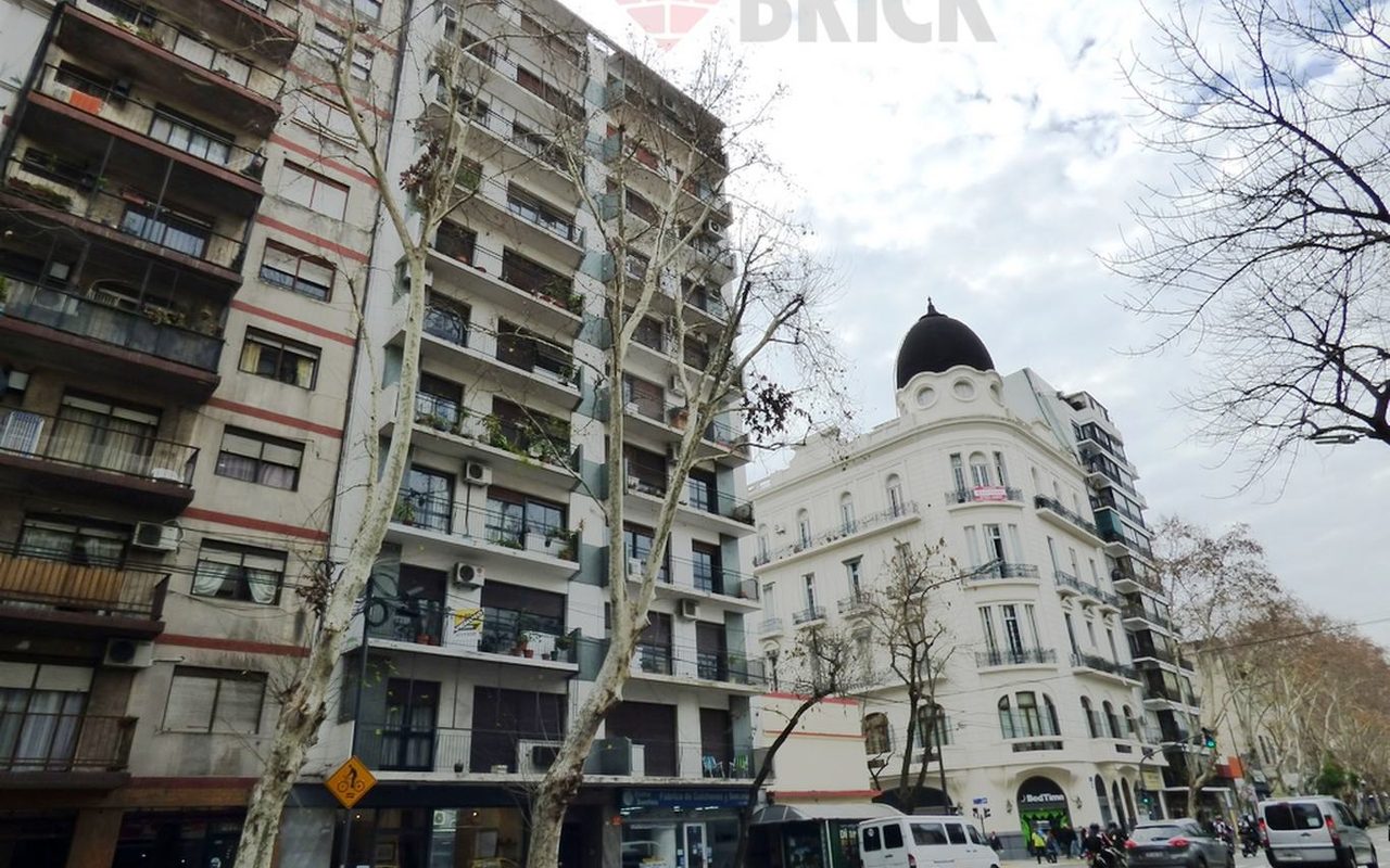 BELGRANO, AVDA. al 2100 54