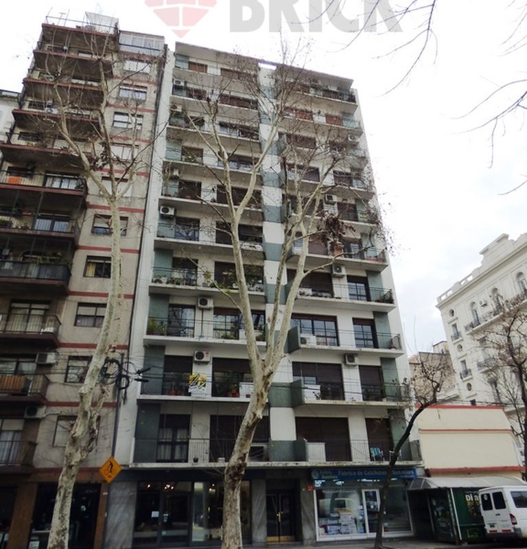 BELGRANO, AVDA. al 2100 55