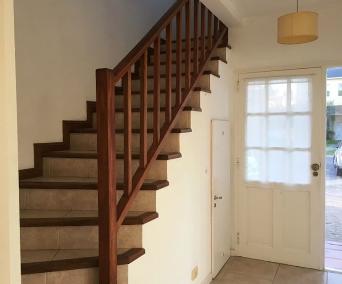 BARRIO EL JACARANDA 13