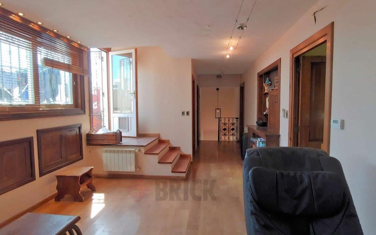 11 DE SEPTIEMBRE al 700 Piso 8/9/10 23