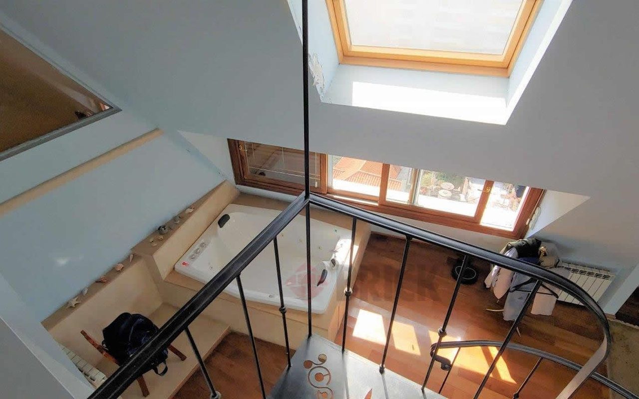 11 DE SEPTIEMBRE al 700 Piso 8/9/10 36