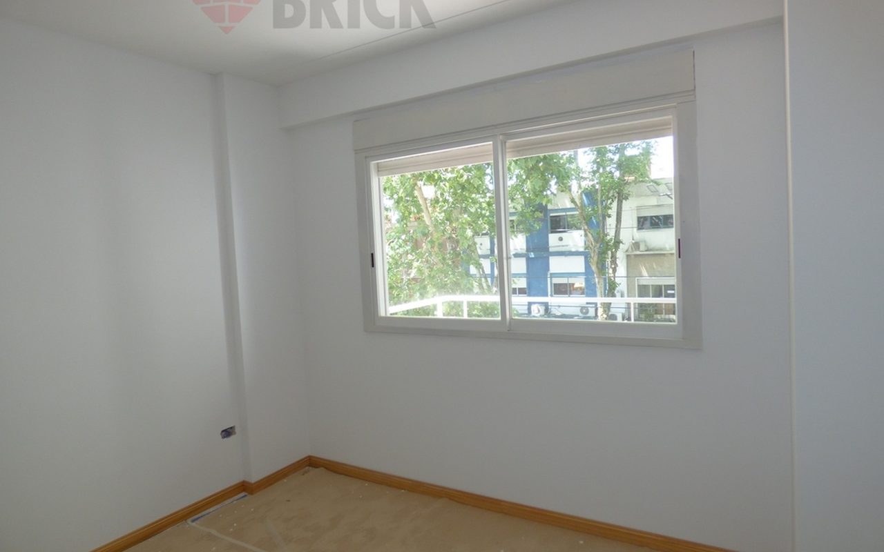 ALVAREZ JONTE, AV. al 2700 Piso 2 12