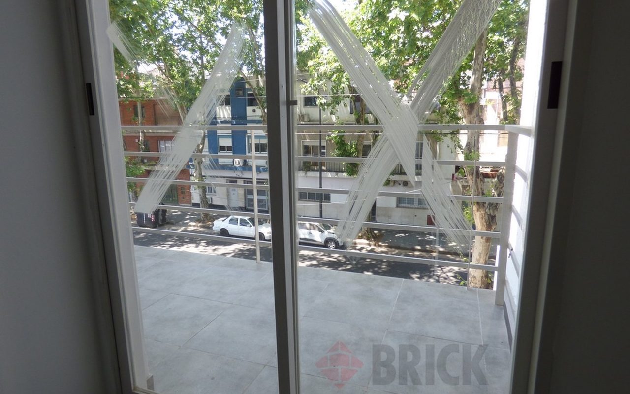 ALVAREZ JONTE, AV. al 2700 Piso 2 20