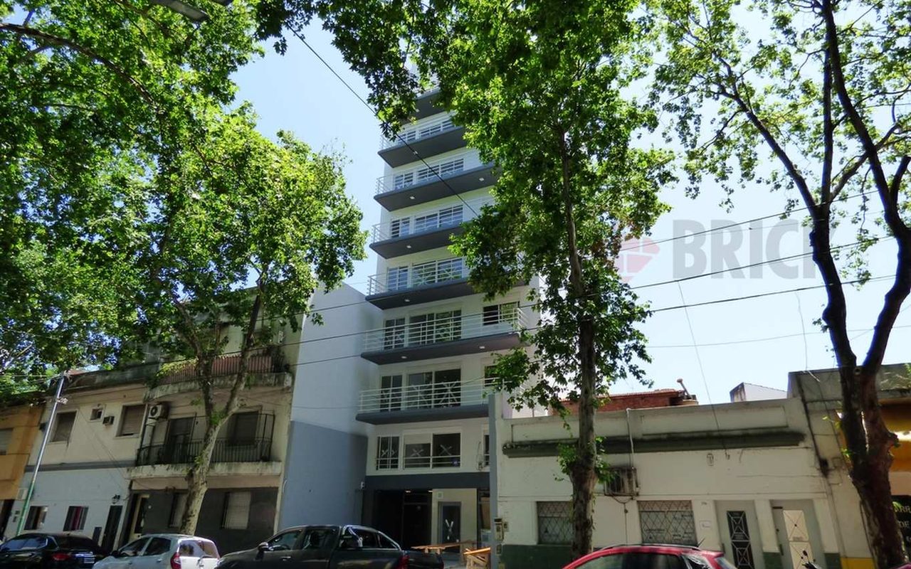 ALVAREZ JONTE, AV. al 2700 Piso 2 34
