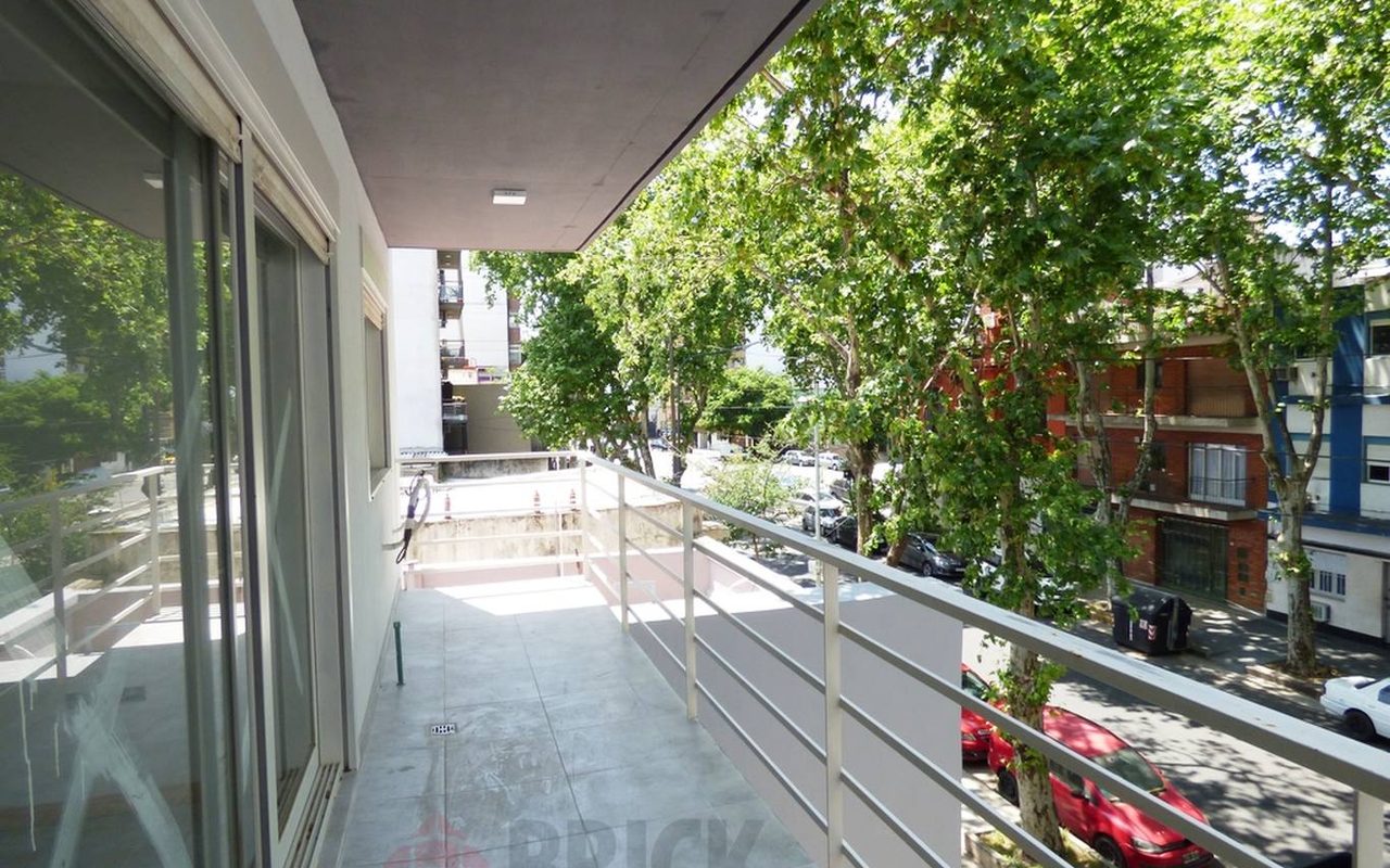 ALVAREZ JONTE, AV. al 2700 Piso 2 5