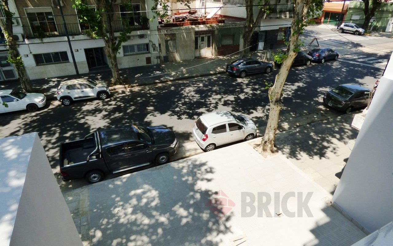 ALVAREZ JONTE, AV. al 2700 Piso 2 8