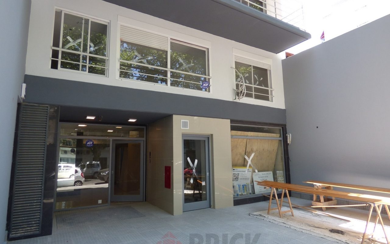 ALVAREZ JONTE, AV. al 2700 Piso 3 28