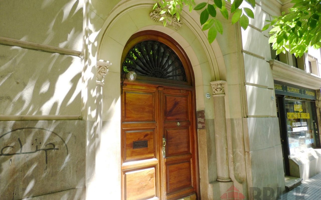 MORENO al 2200 Piso 2 28