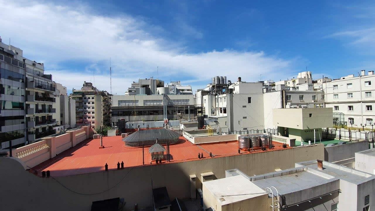 LARREA al 900 Piso 5 6