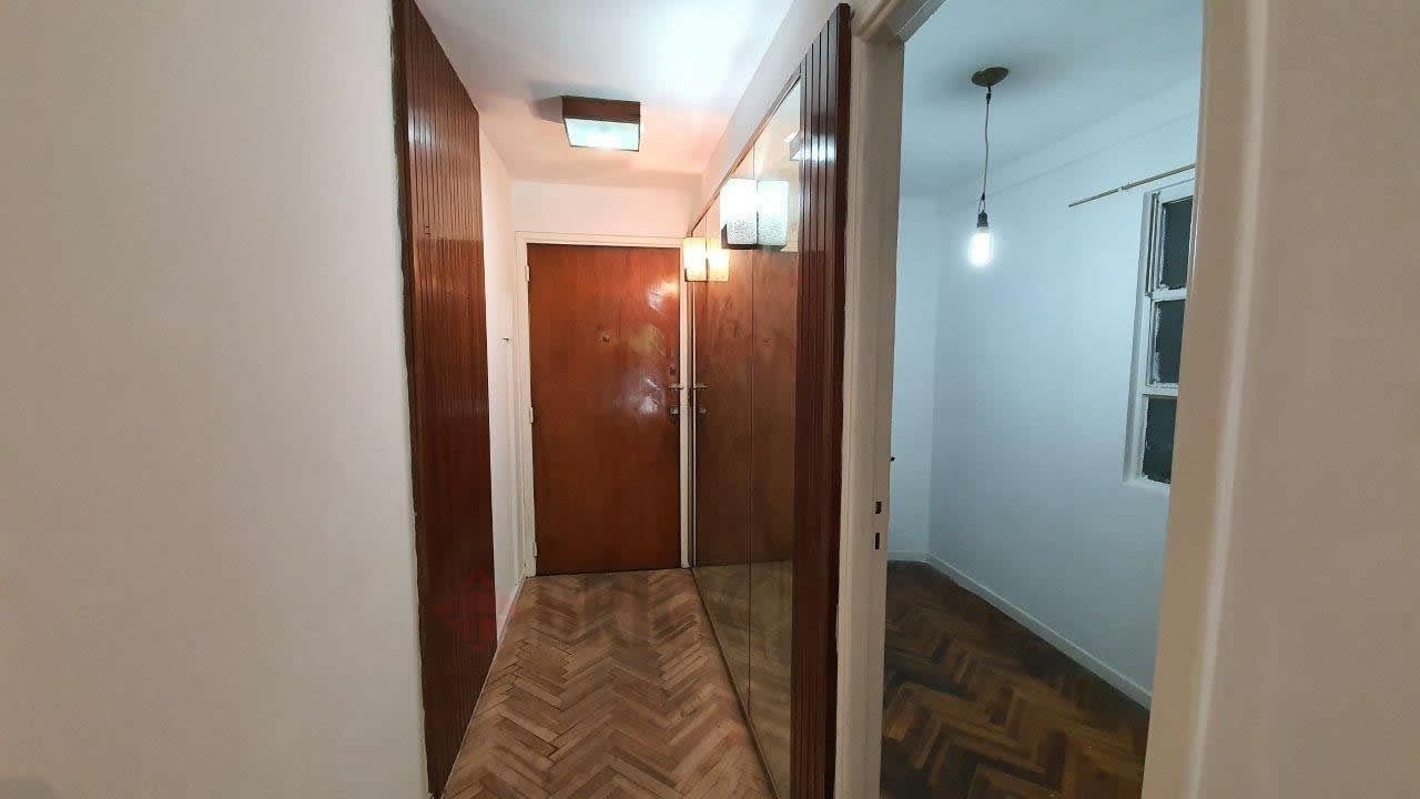 CORRIENTES, AVDA. al 4900 Piso 1 2