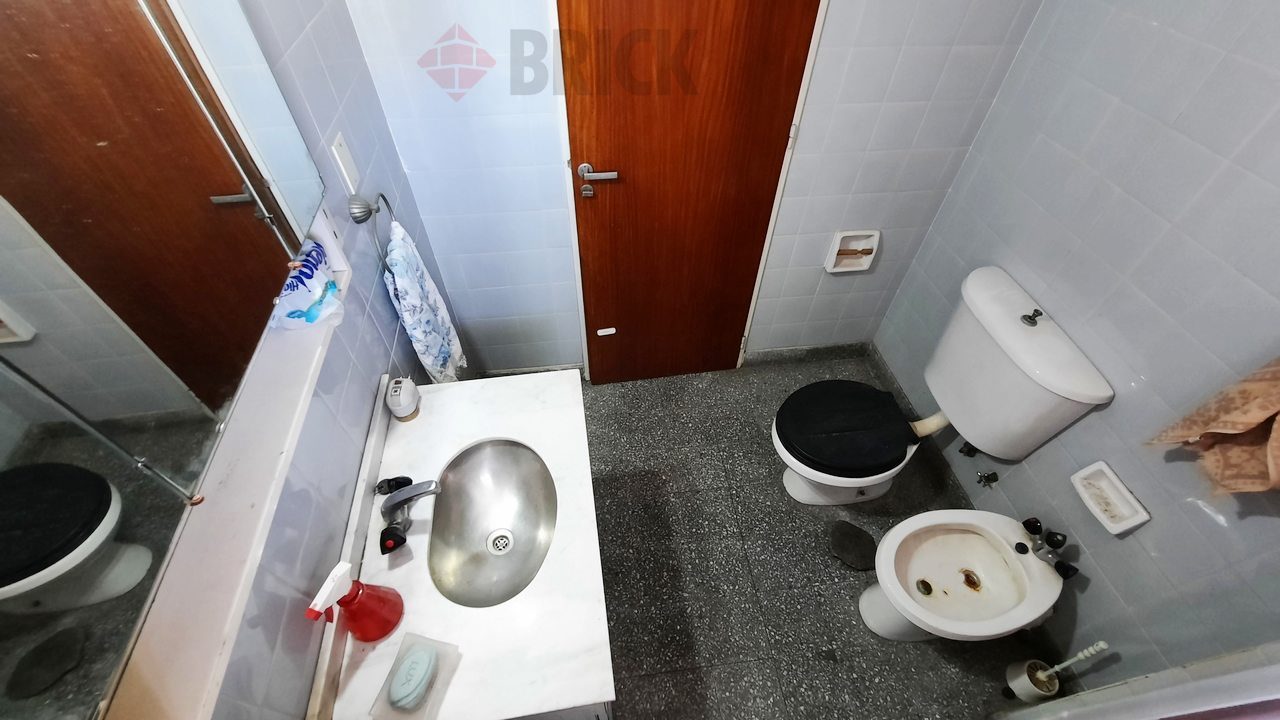 ALBERDI, JUAN B., AV. al 1500 Piso 8 17