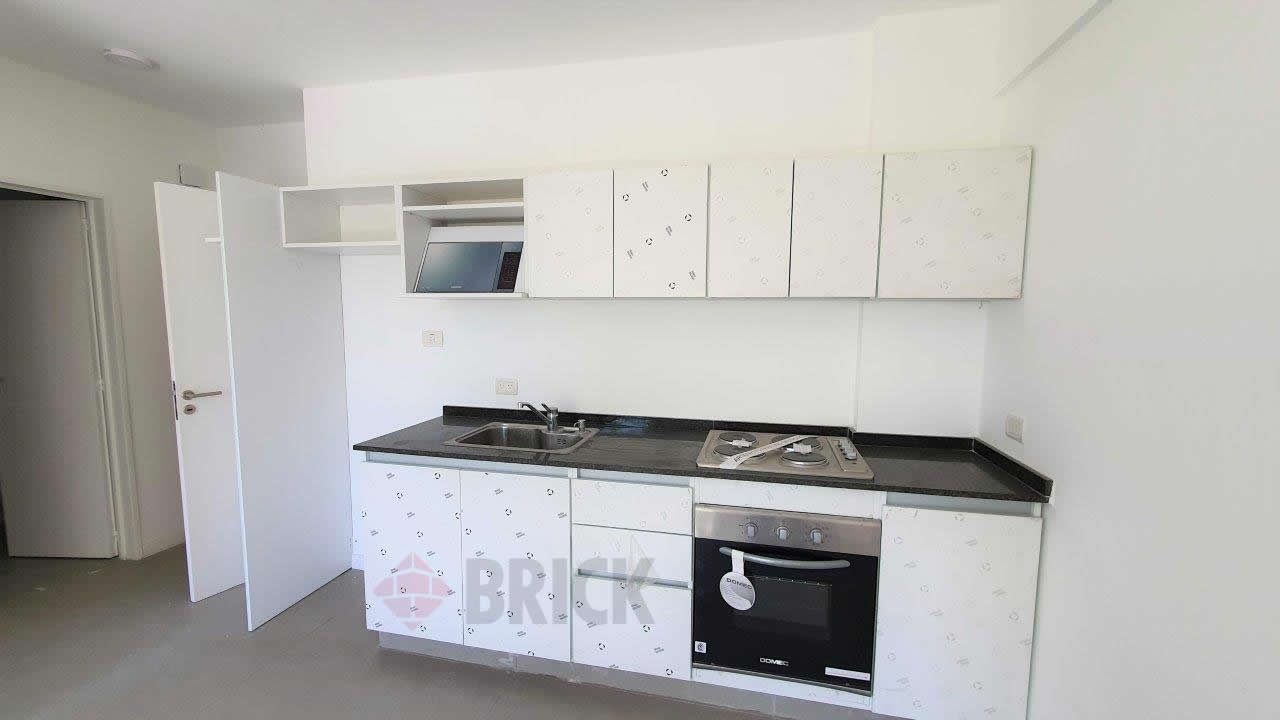 CABRERA, JOSE ANTONIO al 3100 Piso 7 4