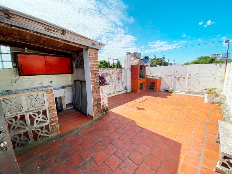 LAUREANA FERRARI al 70 11