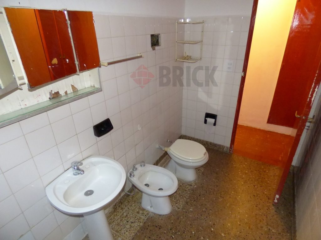 ALVAREZ, DONATO, T. GRAL. al 1400 Piso 1 15