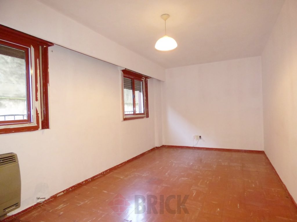 ALVAREZ, DONATO, T. GRAL. al 1400 Piso 1 1