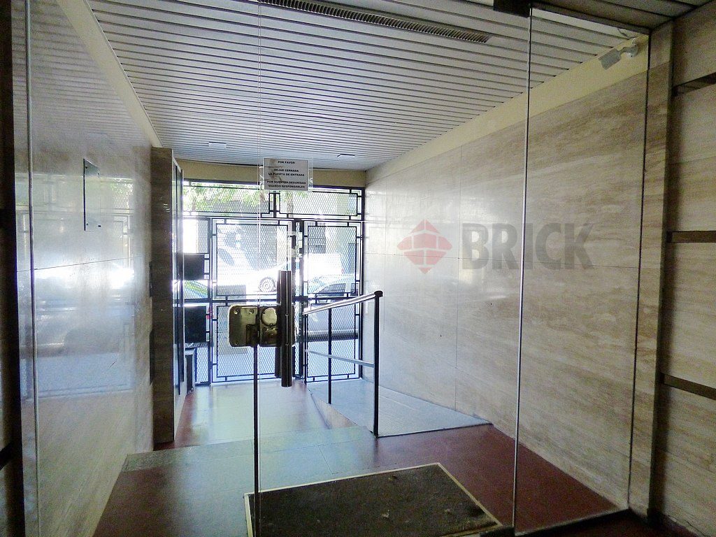 ALVAREZ, DONATO, T. GRAL. al 1400 Piso 1 30